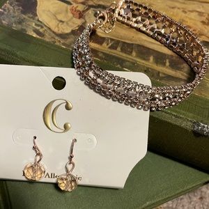 Bracelet and matching earrings rose gold color